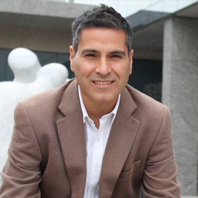Manuel Lobos